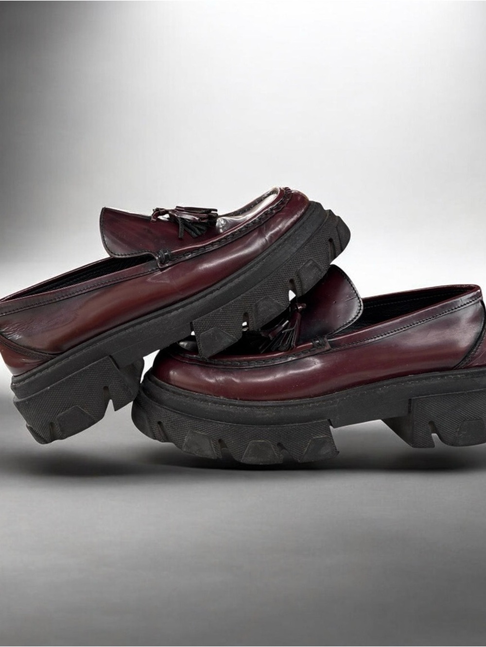 BC Footwear Platform Tassel Loafers Womens 8 Oxblood Chunky Lug Sole Italy Y2K